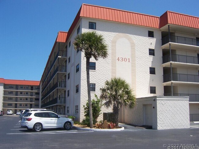 Building Photo - 4301 S Atlantic Ave