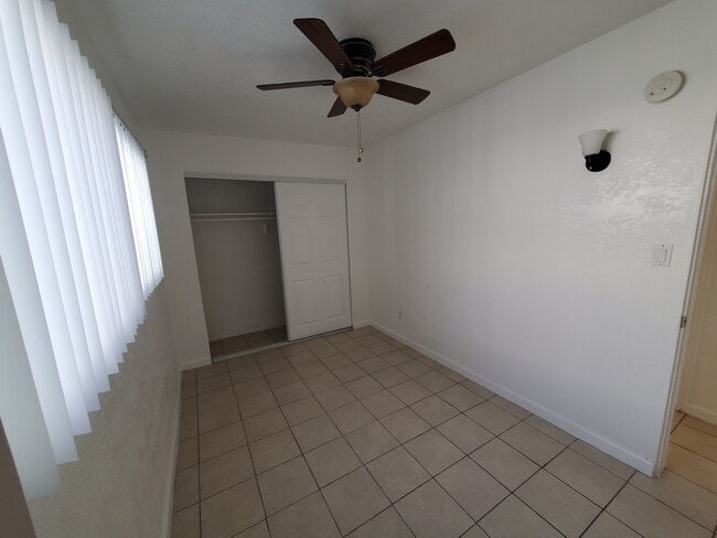 Building Photo - 2309 Grand Ave