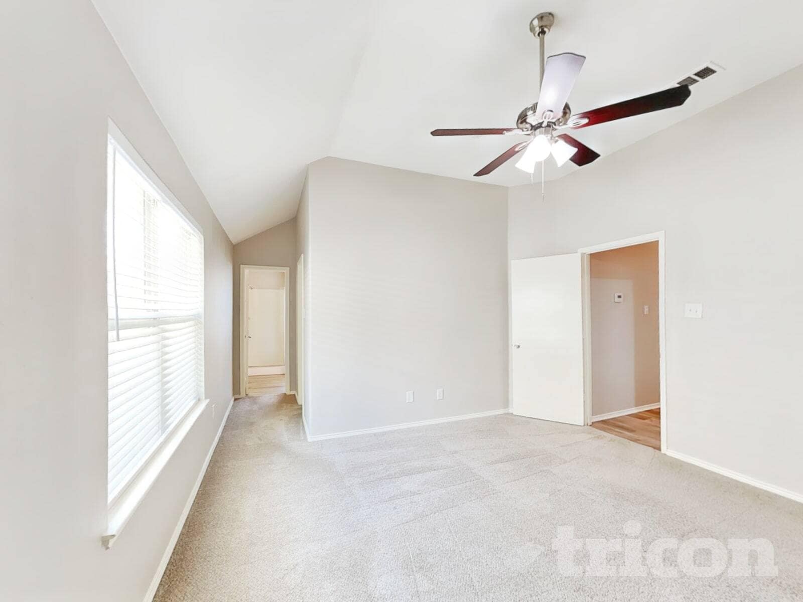 Building Photo - 6701 Fairglen Dr