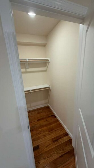 Building Photo - 628 S 12th St