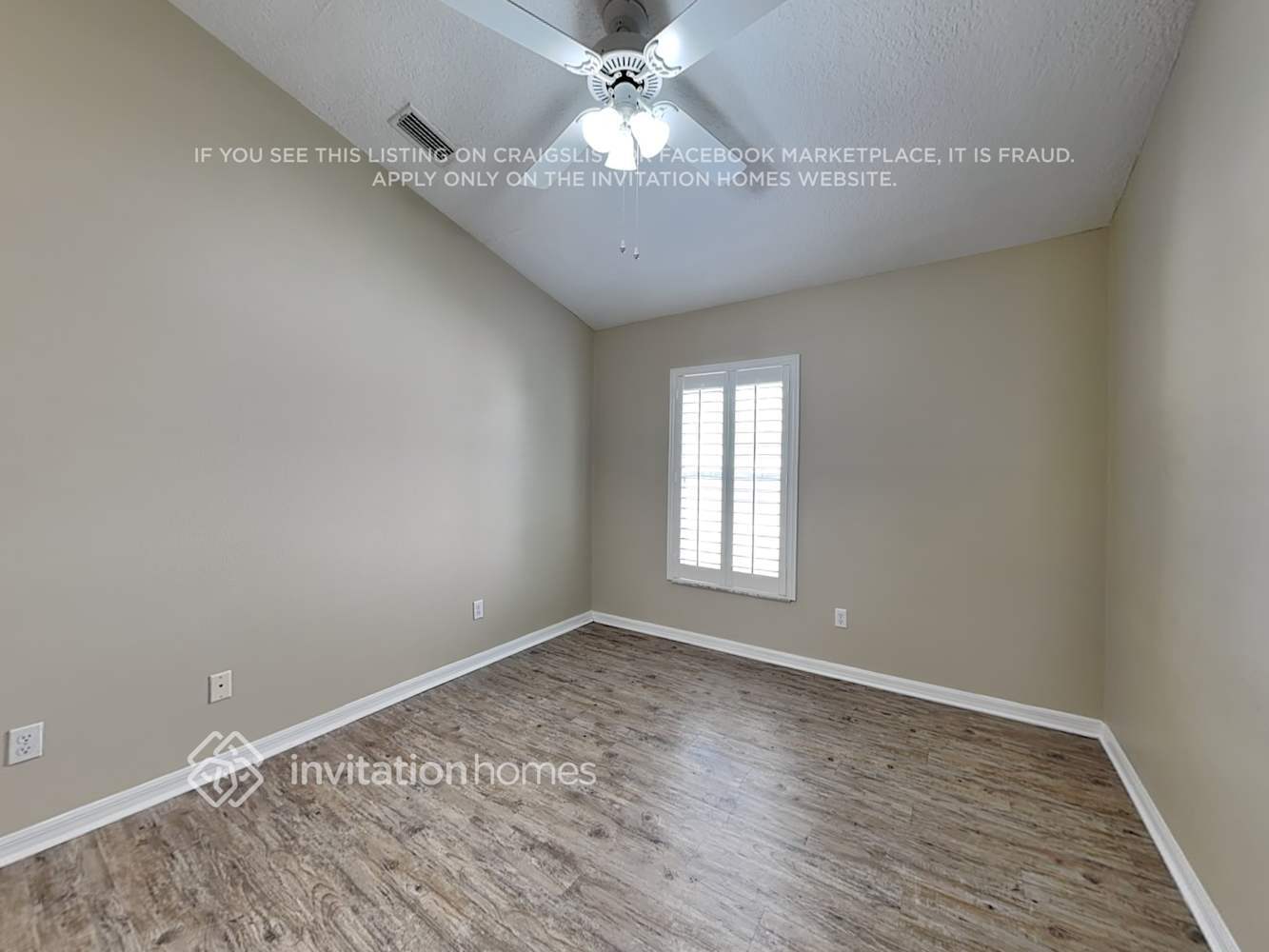 Building Photo - 228 Churchill Dr
