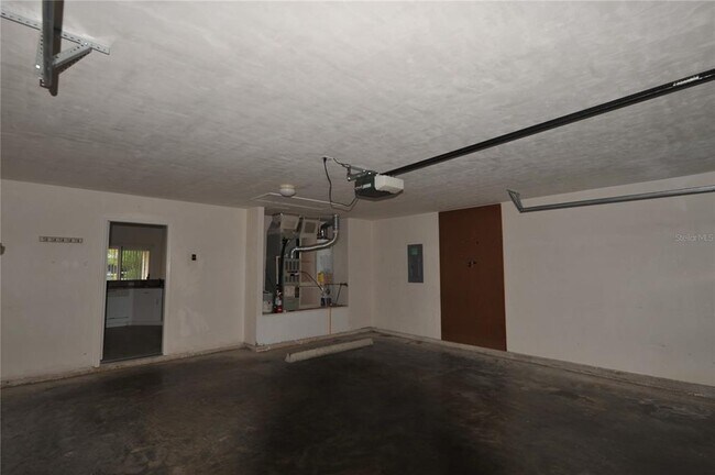 Building Photo - 4930 NW 20th Dr