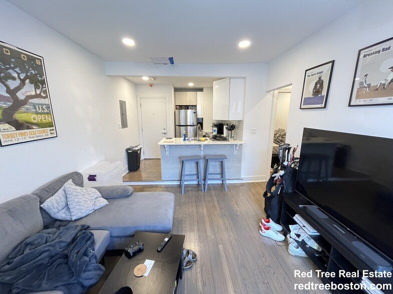 19 #20 - 1 Peterborough St