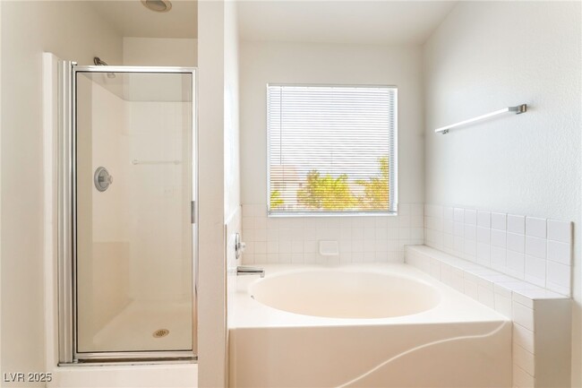 Building Photo - 906 Mandolin Way