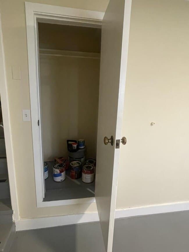 Building Photo - 265 Mastick Ave