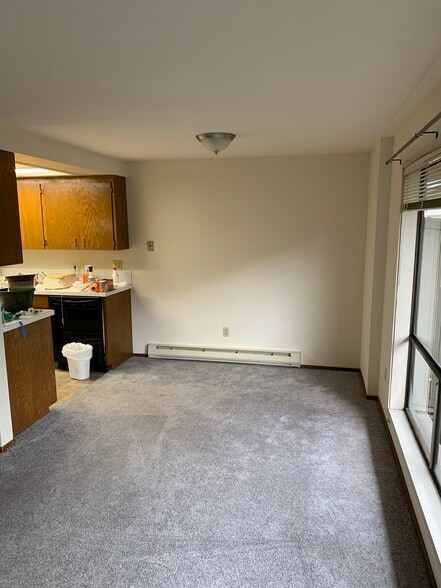 Building Photo - 6537 4th Ave NE