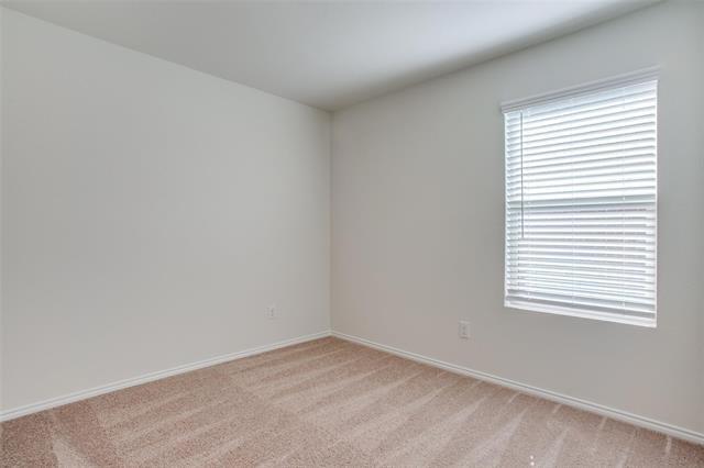 Building Photo - 1809 River Xing Dr