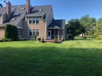 Building Photo - COMING SOON! Beautiful 4- Bedroom Condo in Portsmouth, NH!