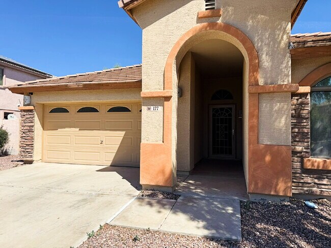 Building Photo - Beautiful Goodyear Home in Centerra – Spacious, Stylish & Move-In Ready!