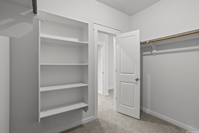 Building Photo - 4837 Park Gln