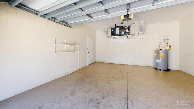 Building Photo - 1853 Atlantic Dr