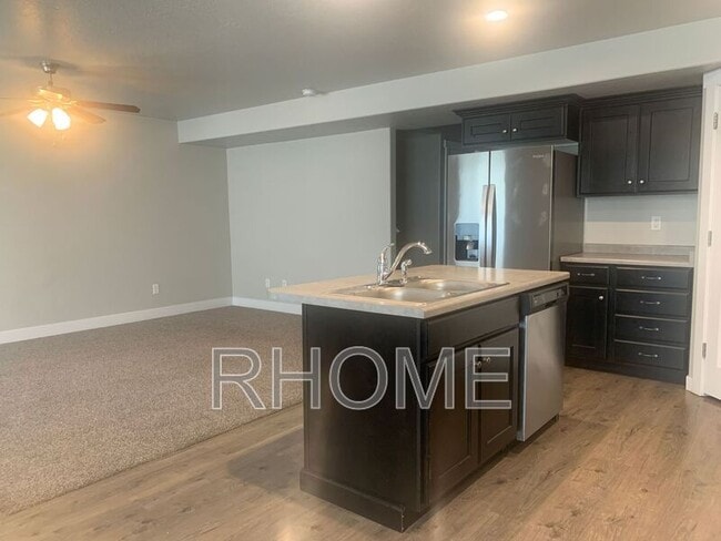 Building Photo - 981 N Apple Seed Ln