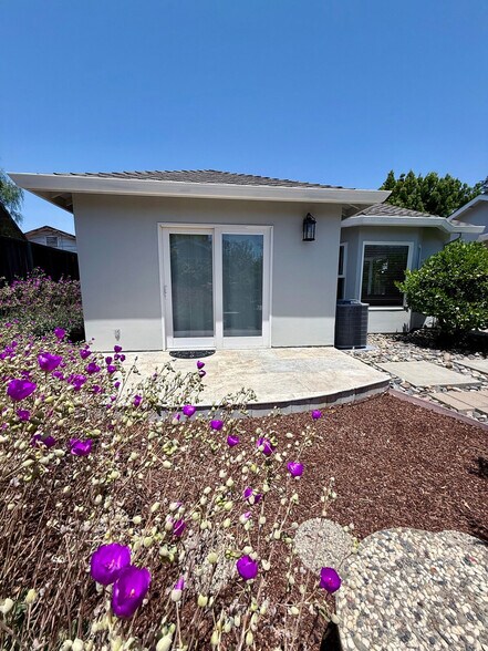 Building Photo - 10699 Larry Way