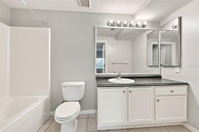 Building Photo - 6421 Cypressdale Dr