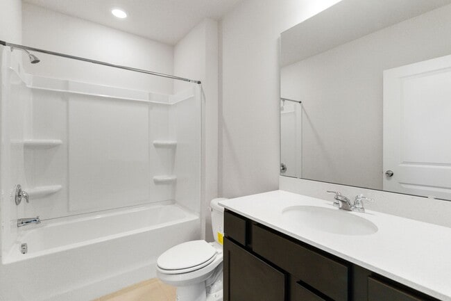 Building Photo - Beautiful 4/3 w/ Loft Energy Efficient Home for Rent in St. Cloud