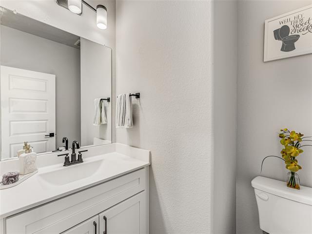 Building Photo - 3501 Cabell Dr