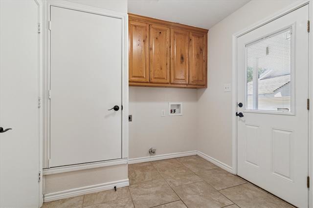 Building Photo - 4025 Highland Rd