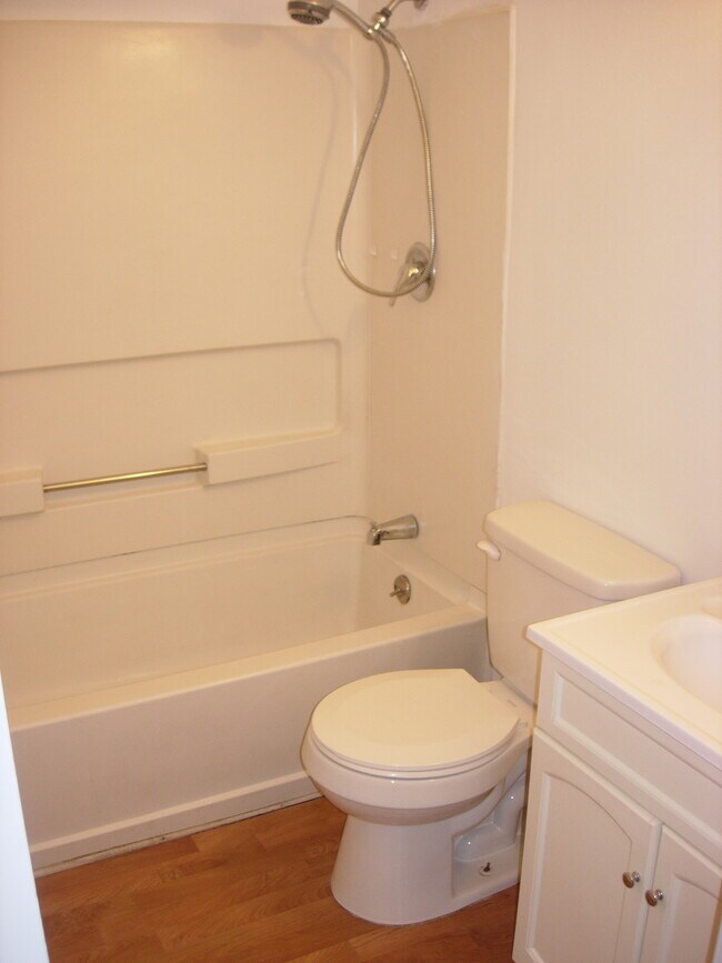 1232 S Blanchard St 1232 S Blanchard St Findlay OH 45840 Apartment