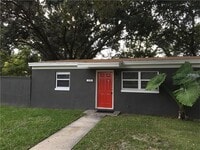 Building Photo - 508 Varsity St