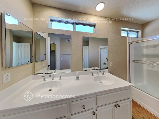Building Photo - 11475 Blackstone Ct