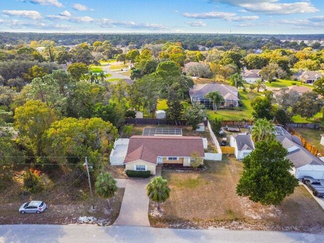 Building Photo - ***PRIVATE HEATED POOL*** Beautiful, Fully-Furnished 3-Bedroom Home Available April 1, 2026!   **...