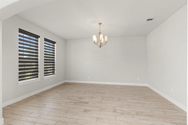 Building Photo - 3010 Tranquility Lake Estates Blvd