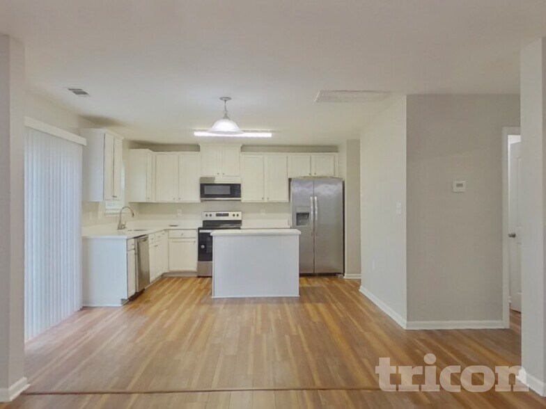 Building Photo - 2918 Tall Oaks Dr