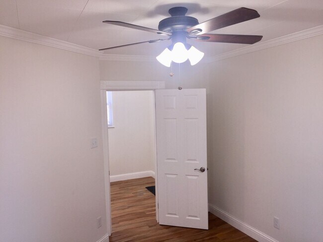 Building Photo - REMODELED 2 Bedroom Downtown Home