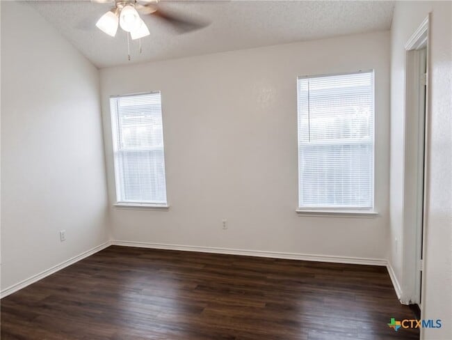 Building Photo - 3615 Coral Bay Ln