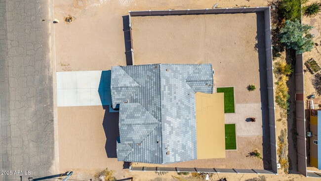 Building Photo - 8944 W Century Dr