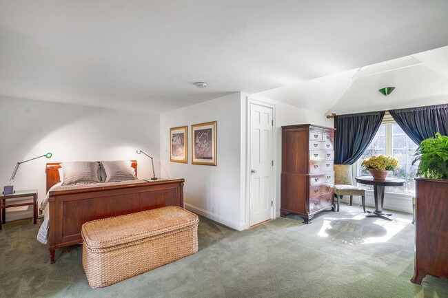 Building Photo - 7470 Sound Ave