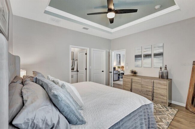 Building Photo - 17032 Harvest Moon Way