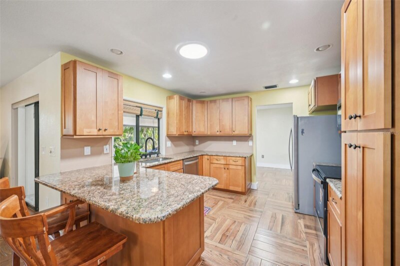 Building Photo - 1330 McCrory St