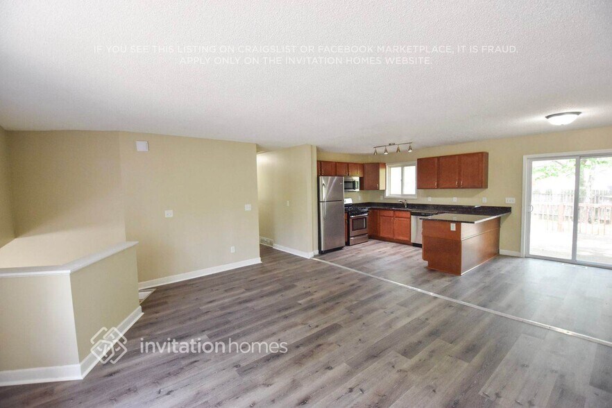 Building Photo - 8295 Janero Ave S