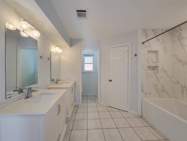 Building Photo - 20506 Laverton Dr