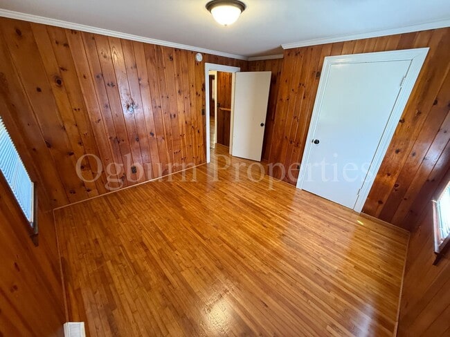 Building Photo - 731 Faircloth Ave