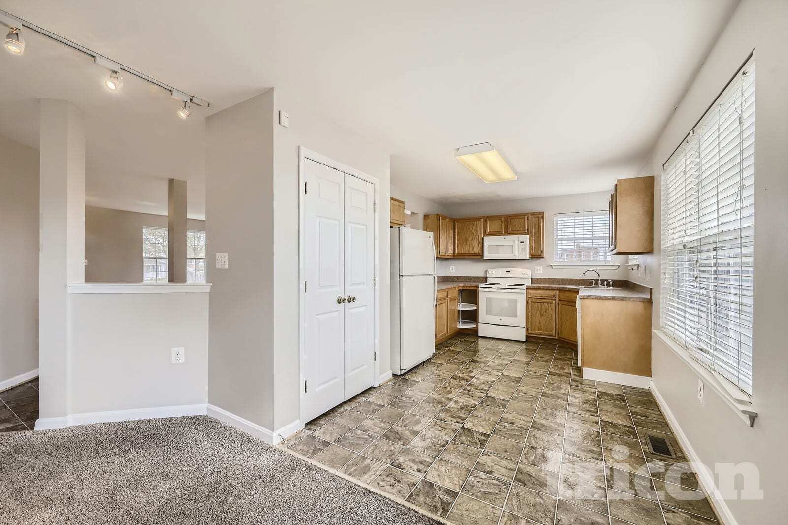 Building Photo - 5125 Cals Ct