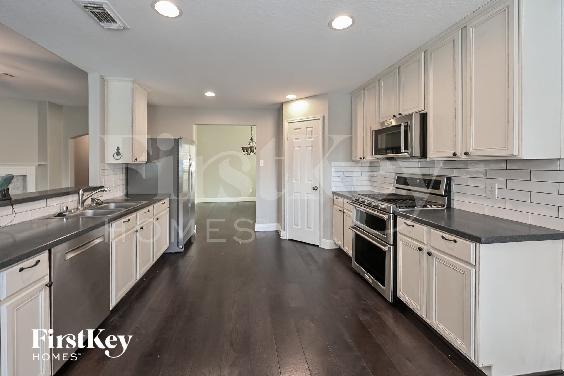 Building Photo - 16611 Cypress Marsh Ct