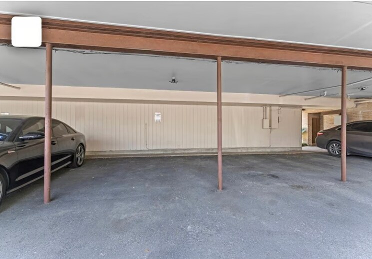 Building Photo - 3401 Timmons Ln