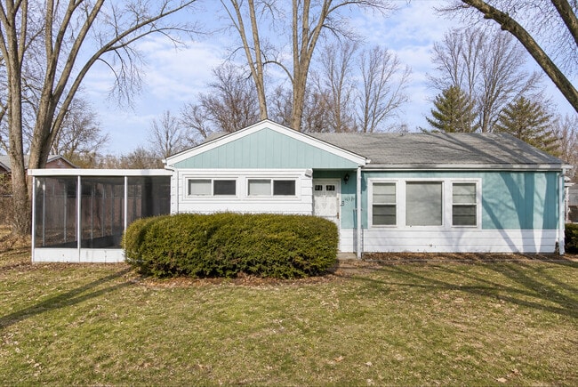 Building Photo - 17306 Holmes Ave