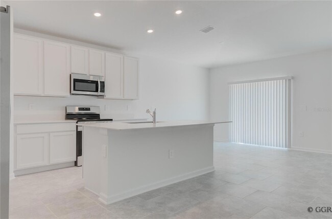 Building Photo - 5023 Worchester Dr