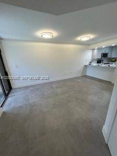 Building Photo - 15535 Miami Lakeway N