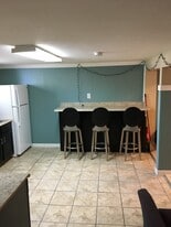 Building Photo - 299 N 100 E