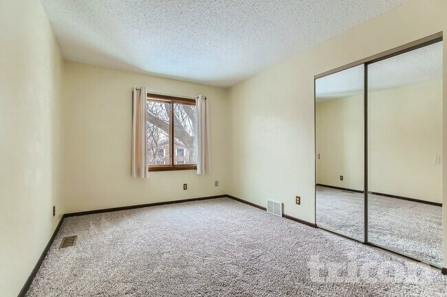 Building Photo - 3401 75th Ave N