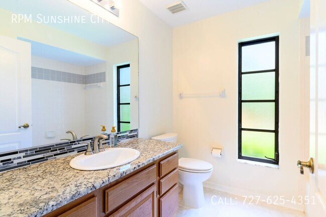 Building Photo - 1450 Waterwood Dr