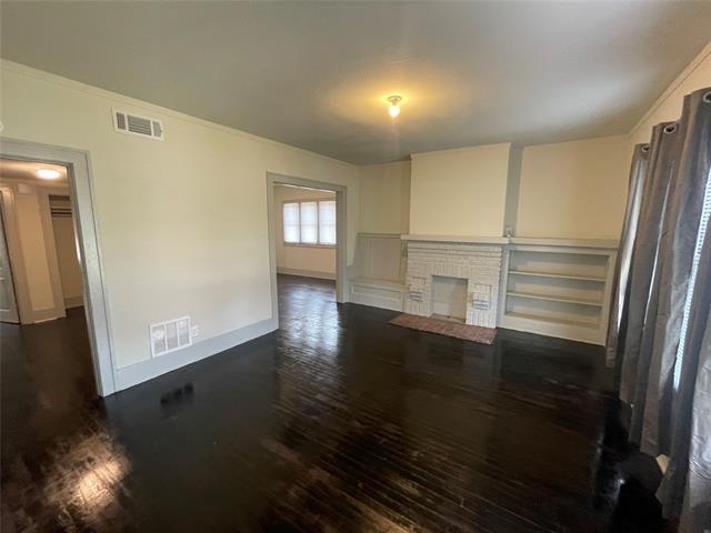Building Photo - 421 N Marsalis Ave