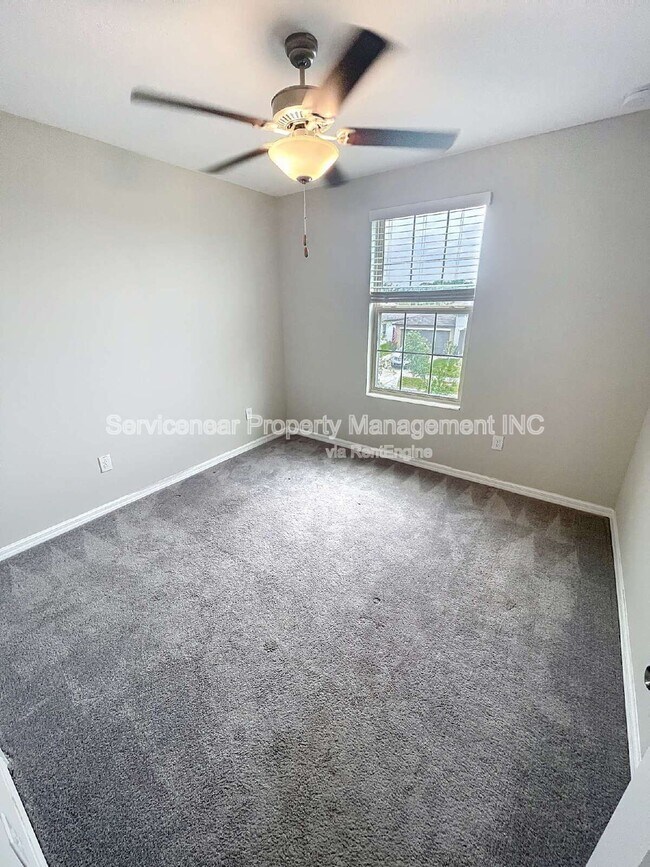 Building Photo - 3810 Romano Busciglio St