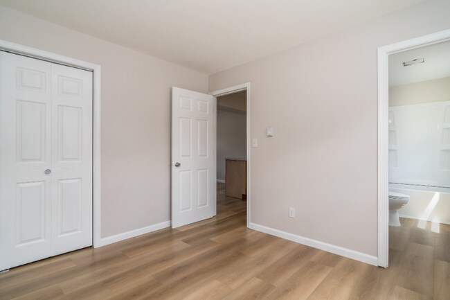 Building Photo - 1108 N 39th St
