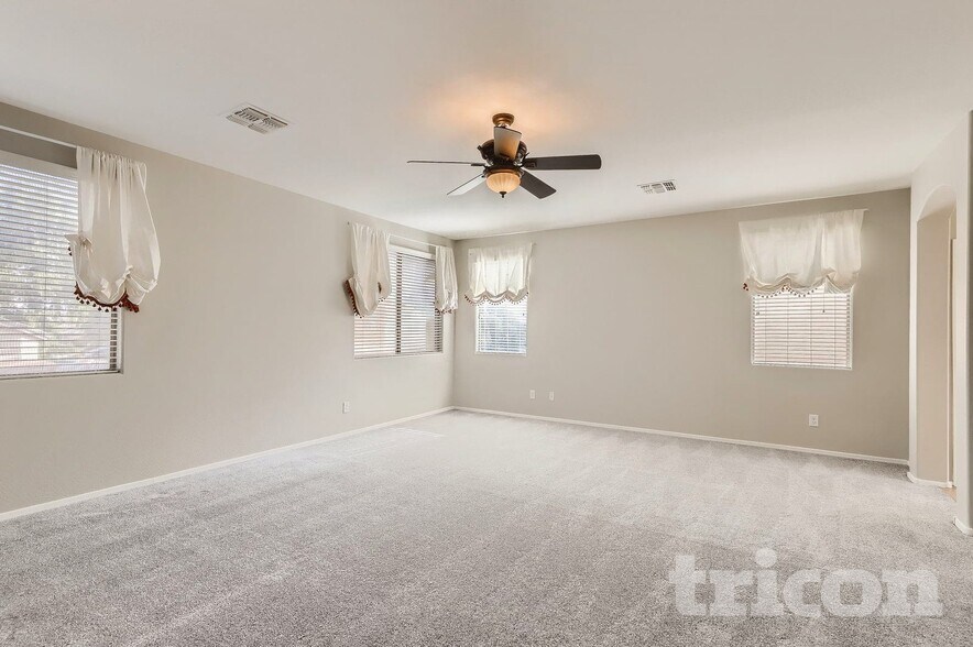 Building Photo - 43633 W Cydnee Dr