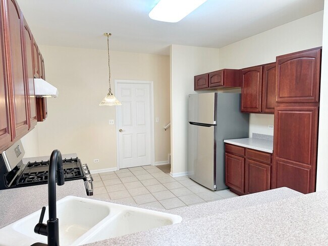 Building Photo - 2955 Talaga Dr